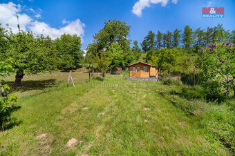 Prodej chaty se zahradou a pergolou, 530 m², Vítějeves