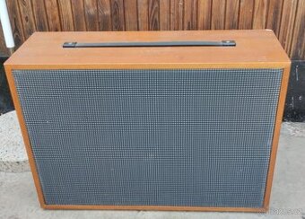 Reprobox Tesla