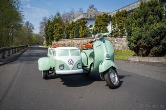 Veterán Piaggio Vespa Scooter VW sidecar (1977)