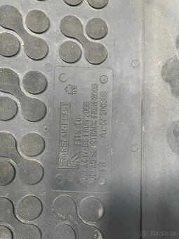 Gumové koberečky Audi a4