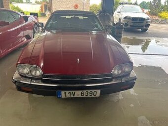 Jaguar Cabrio W12 garazovane bez koroze