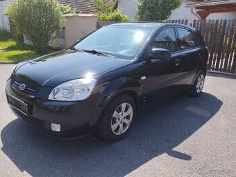 Kia Rio 1.4 benzin