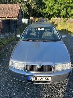 Škoda octavia 1