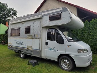 Obytný automobil volné termíny na léto
