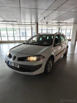 Renault Megane II. 2.0dci 110kw nafta