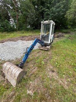 Minibagr Takeuchi