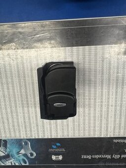 Mercedes Benz 211, 219 - 1