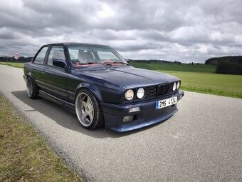 Bmw E30 Coupe 318is 103kw Po renovaci.