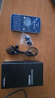 Blackberry Classic SQC100-1 Blue