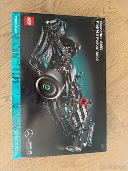 LEGO Technic - Mercedes-AMG F1 W14 E Performance
