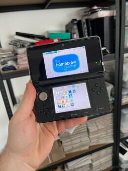 Nintendo 3DS Black s CFW