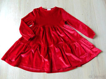 Červené šaty