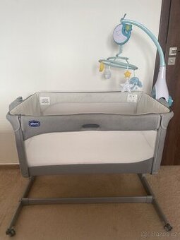 Chicco Next2Me Magic Evo-postýlka +2 prostěradla+ kolotoč