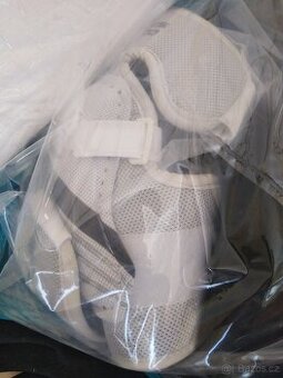 Chrániče loktů Bauer