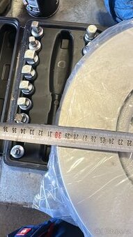 Brzdové kotouče+destičky BOSCH přední