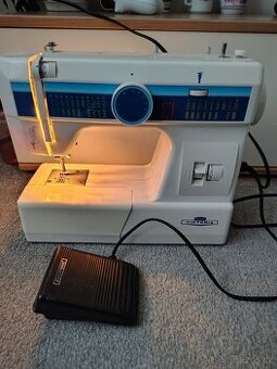 Šicí stroj Victoria 7910