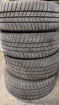 215/50/17 - BARUM Polaris 5 - zimní pneu