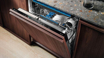 Vestavná myčka electrolux, automatické otevírání - 1