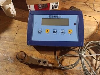 Indikátor a tenzometr - mostová váha