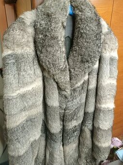 Kožíšek z kralika