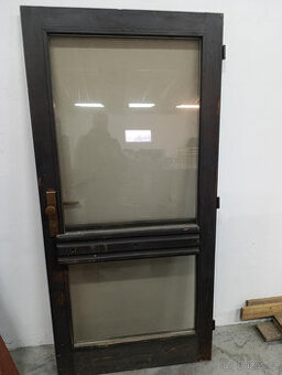 Vchodové dveře 90 pravé