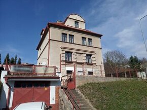 Prodám 2 generační dům s garáží v klidné lokalitě Děčína
