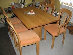 Rozkládací jídelní stůl + 6 židlí