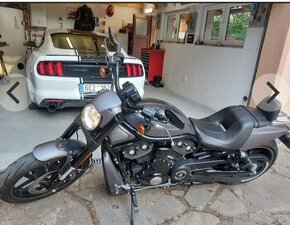 Harley Davidson vrscdx Night Rod Special  6800km Čr. 2016