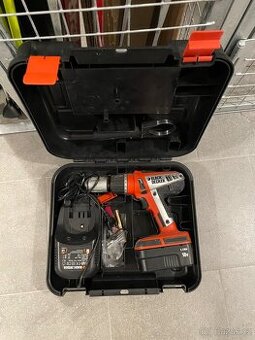 AKU vrtačka s příklepem Black & Decker 18V, 1,7Ah