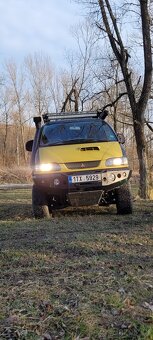 Mitsubishi Space Gear Delica