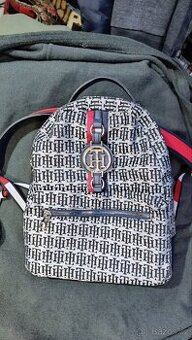 Tommy Hilfiger batoh Jaden