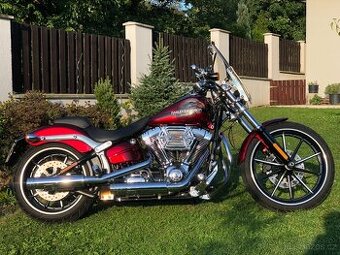 Harley Davidson softail Breakout Jekyll and Hyde 9500km