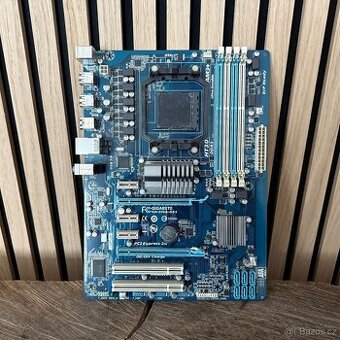 GIGABYTE GA-970A-DS3 - socket AM3+