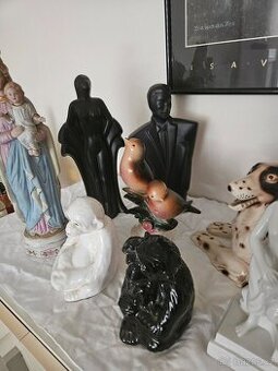 Porcelánové sošky zviratka modona. - 1