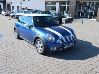 Mini Cooper 1.6i 88kW KLIMATIZACE ALU KOLA