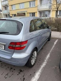 Prodám Mercedes-Benz B200