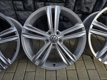 5x112 R18 VW Sebring Tiguan Rline - 1