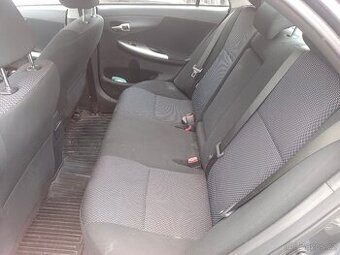 Toyota Corolla 2013 na plyn