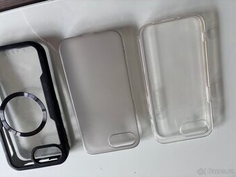 iPhone 16E Apple nove obaly 3 ks
