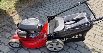 Prodám sekačku VARI - motor HONDA