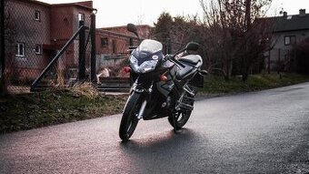 Honda CBR 125R