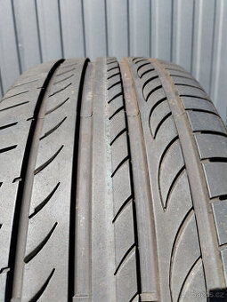 225/55R17