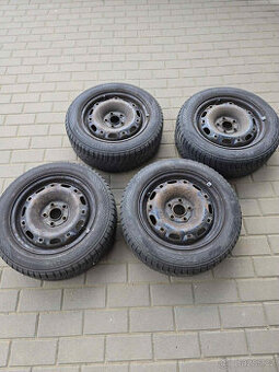 ZIMNÍ PNEU I S DISKY 185/60 R14