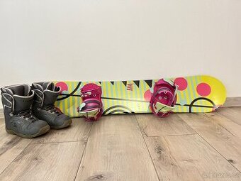 Dětský/dámský snowboard s botami