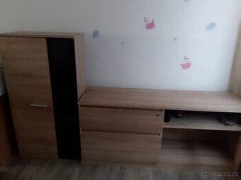 Skříňky na prodej.