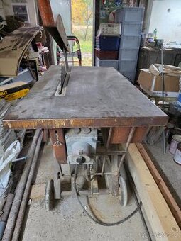 Cirkulárka s kolébkou