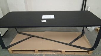 Luxusní designový stůl