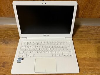 Notebook Asus UX305C