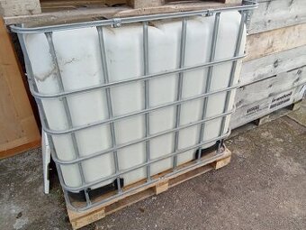 Ibc nádrž 1000litru