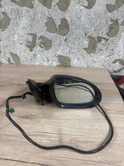 Pravé zrcátko Passat B6